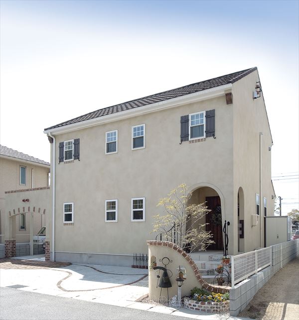 『プロヴァンス』~Building a house that is convincing both publicly and privately~